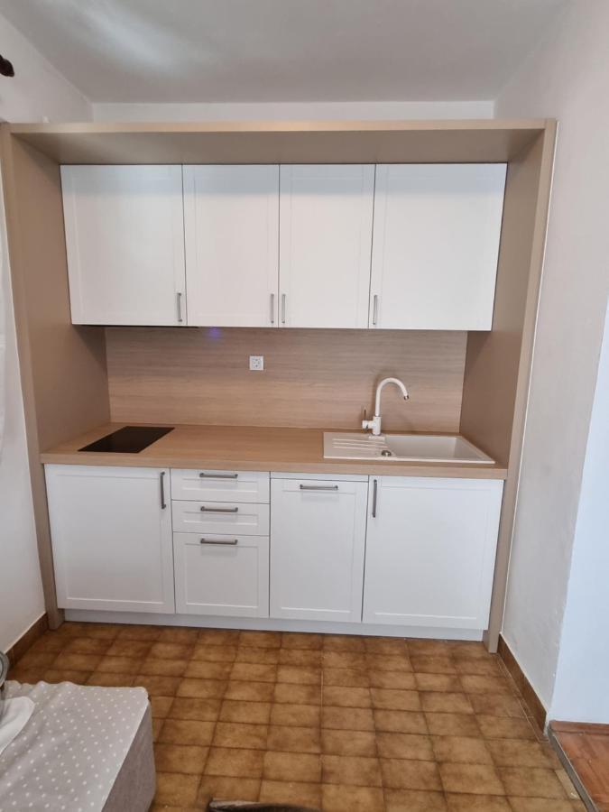 Apartments Villa Jusup Starigrad Paklenica Dış mekan fotoğraf